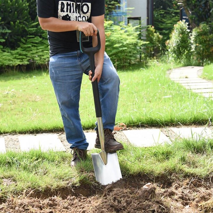 Long Handle Spade Shovel sence